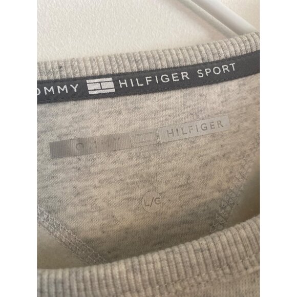 NWT Tommy Hilfiger Sport Women’s Gray Colorblock Sweatshirt Size L - Picture 3 of 6